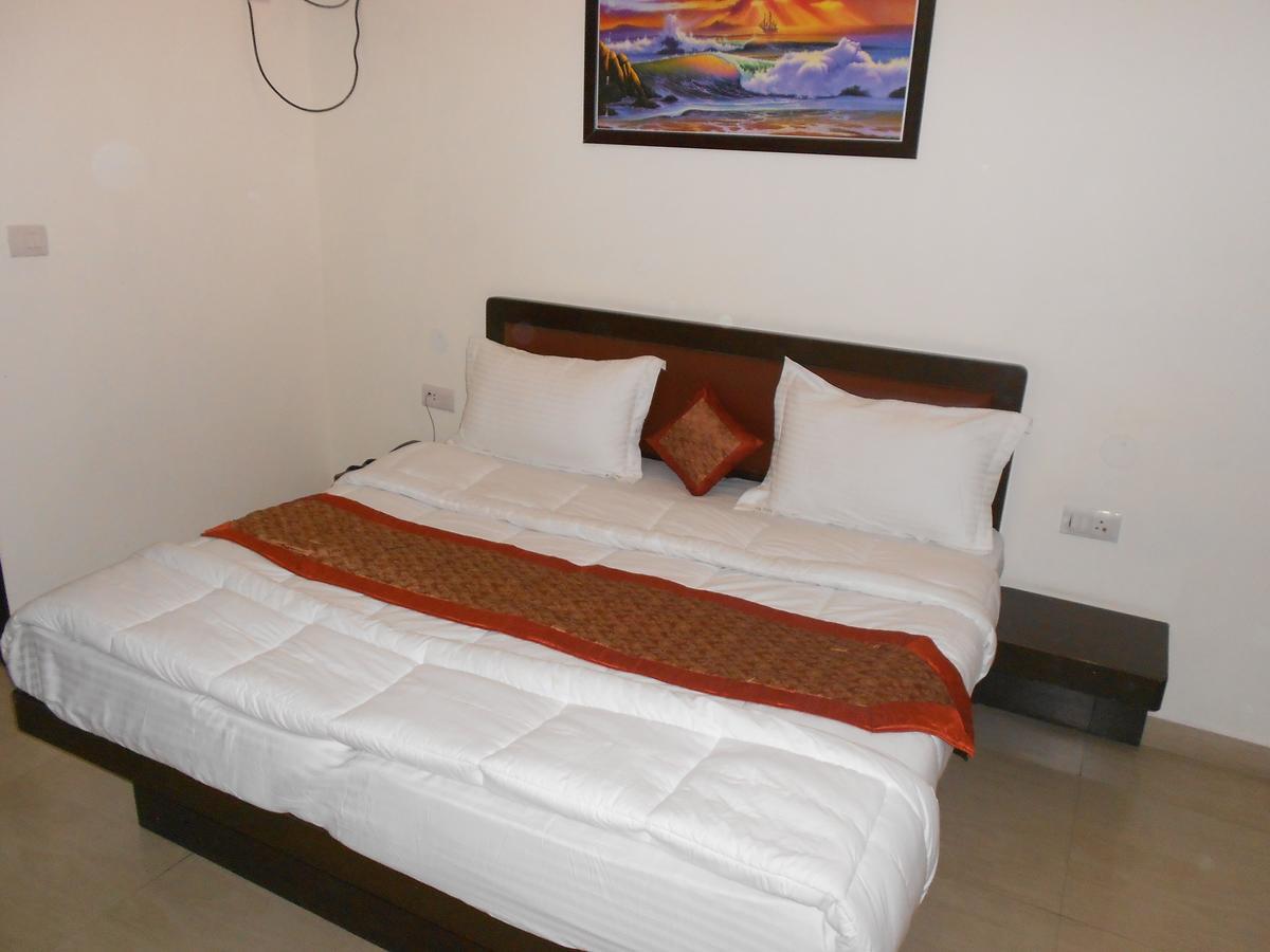 Hotel Lavanya Haridwar Ngoại thất bức ảnh